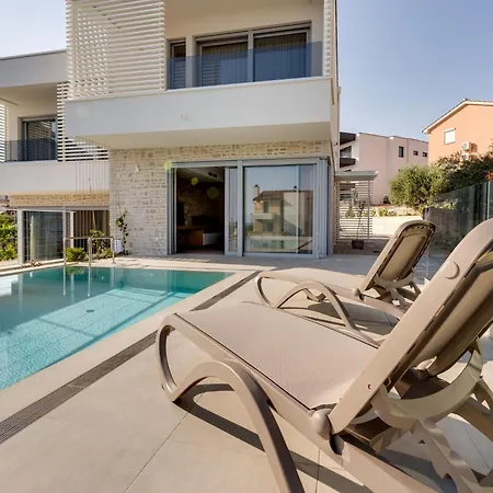 Smokva 2 By Interhome Krk Town